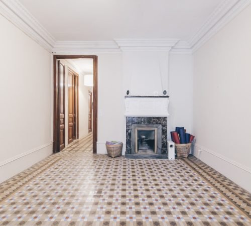 yoga retreats barcelona - centre Yogaweeks