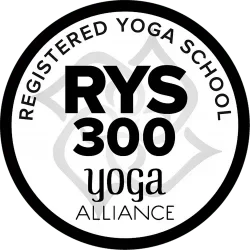 FORMACIÓN DE PROFESORES DE YOGA DE 300 HORAS DE LA YOGA ALLIANCE