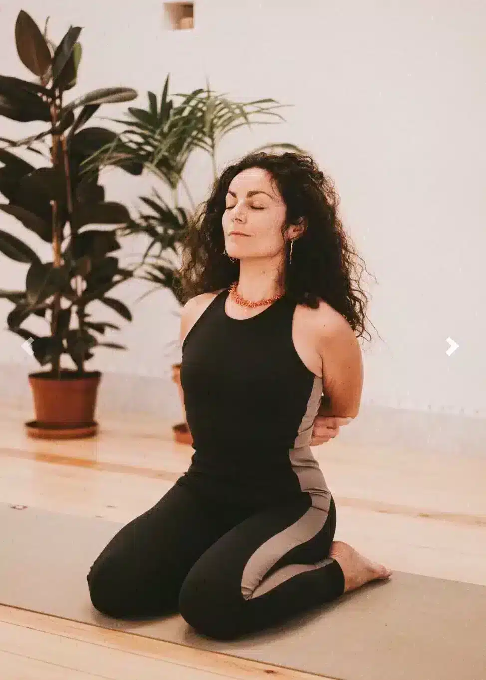 ✨50 HOURS YACEP ADVANCED VINYASA SEQUENCING ✨
This 50-hour Advanced Vinyasa Sequencing Teacher Training in Barcelona is centered on how movement is structured, not how it looks.
Throughout the week, the work focuses on advanced sequencing principles, intelligent transitions, and hands-on adjustments that support dynamic practice. You study how to organize effort, how to create coherent progressions, and how to teach complex material with precision and care.
Classes take place Monday to Friday in English, with weekends free to integrate the process or enjoy the city.
 The training is Yoga Alliance certified and counts toward the 300-hour RYS pathway.

Dates 2026:
 March: Sunday 15th – Saturday 21st March
 May: Sunday 24th – Saturday 30th May
 October: Sunday 18th – Saturday 24th October

📩 Contact us for full details: info@yogaweeks.com | WhatsApp: +34 687 34 39 21

 #vinyasayoga #advancedsequencing #transformativepractice #deeppractice #yogainbarcelona https://info@yogaweeks.com/