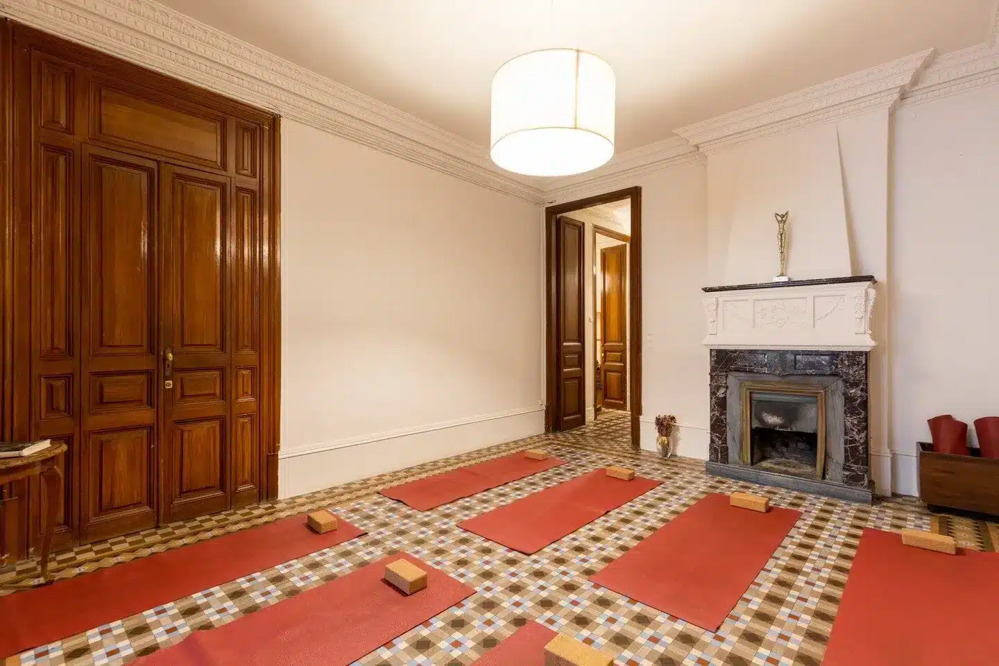 🌿 URBAN YOGA RETREAT IN BARCELONA 🌿
You arrive on your own.
 You’re not alone.
There’s freedom in not having to coordinate everything.
 Practice holds the structure.
 The rest of the time is yours.
You choose when to be with others and when to wander by yourself.
 Both feel equally welcome.
This way of traveling respects autonomy.
 It doesn’t absorb you into a program.
 It gives you a base, and lets you move from there with clarity and ease.

To learn more, contact us: info@yogaweeks.com
📲 WhatsApp: +34 687 34 39 21

#YogaRetreatBarcelona #BarcelonaYoga #YogaInBarcelona #YogaRetreatsSpain #YogaEverywhere #YogaJourney #YogaLife #YogaRetreatsEurope #YogaInNature #YogaTravel #Yoga #YogaEveryday https://info@yogaweeks.com/