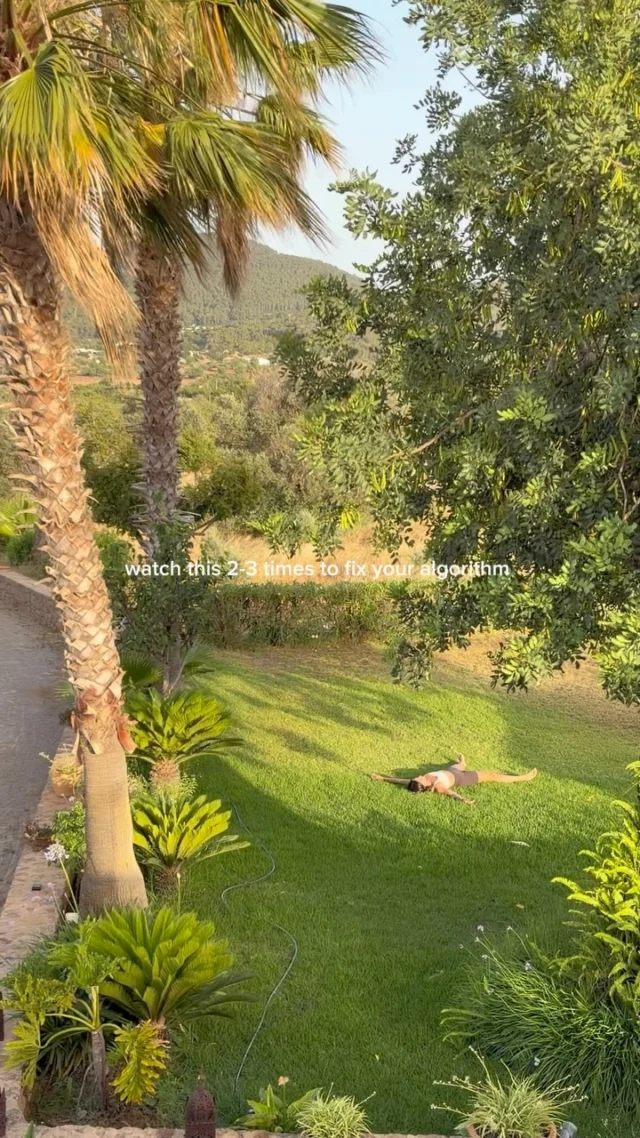 reset your algorithm, or go offline at come to our retreats🏝️ Ibiza retreat
🫀 Barcelona urban retreatDelicious home cooked meals, two yoga classes a day, exploration at your own timing.OUR DOORS ARE OPEN
📩 Contact us for full details:
🌞 info@yogaweeks.com | WhatsApp: +34 687 34 39 21#yogajourney #yogalife #yogabarcelona #yogaweeks